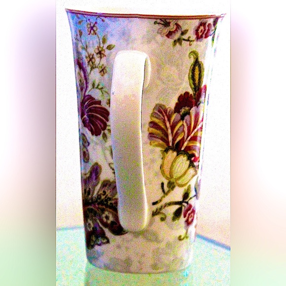 222 FIFTH GABRIELLE CREAM TALL LATTE MUG CUP COFFEE - Picture 4 of 5